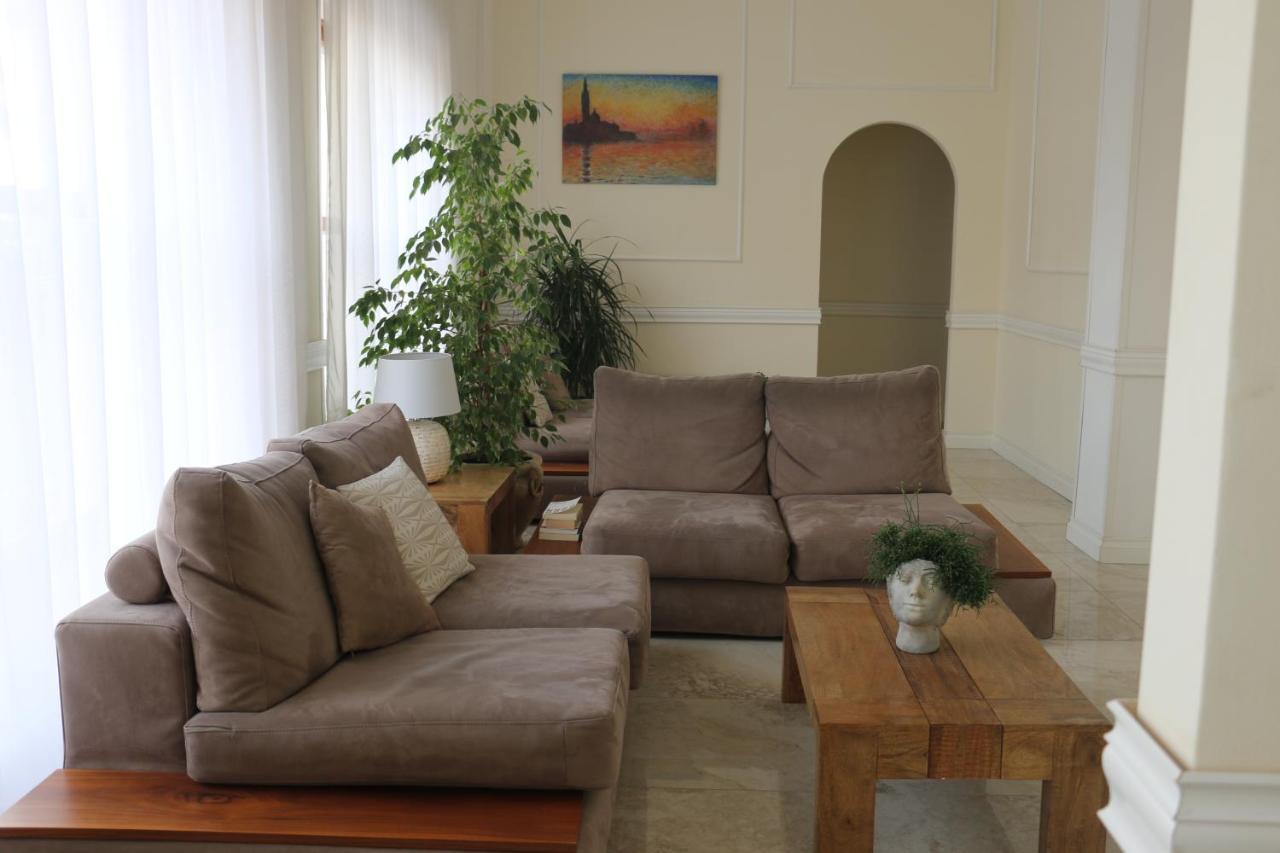 Hotel Regina Margherita Bordighera Zewnętrze zdjęcie